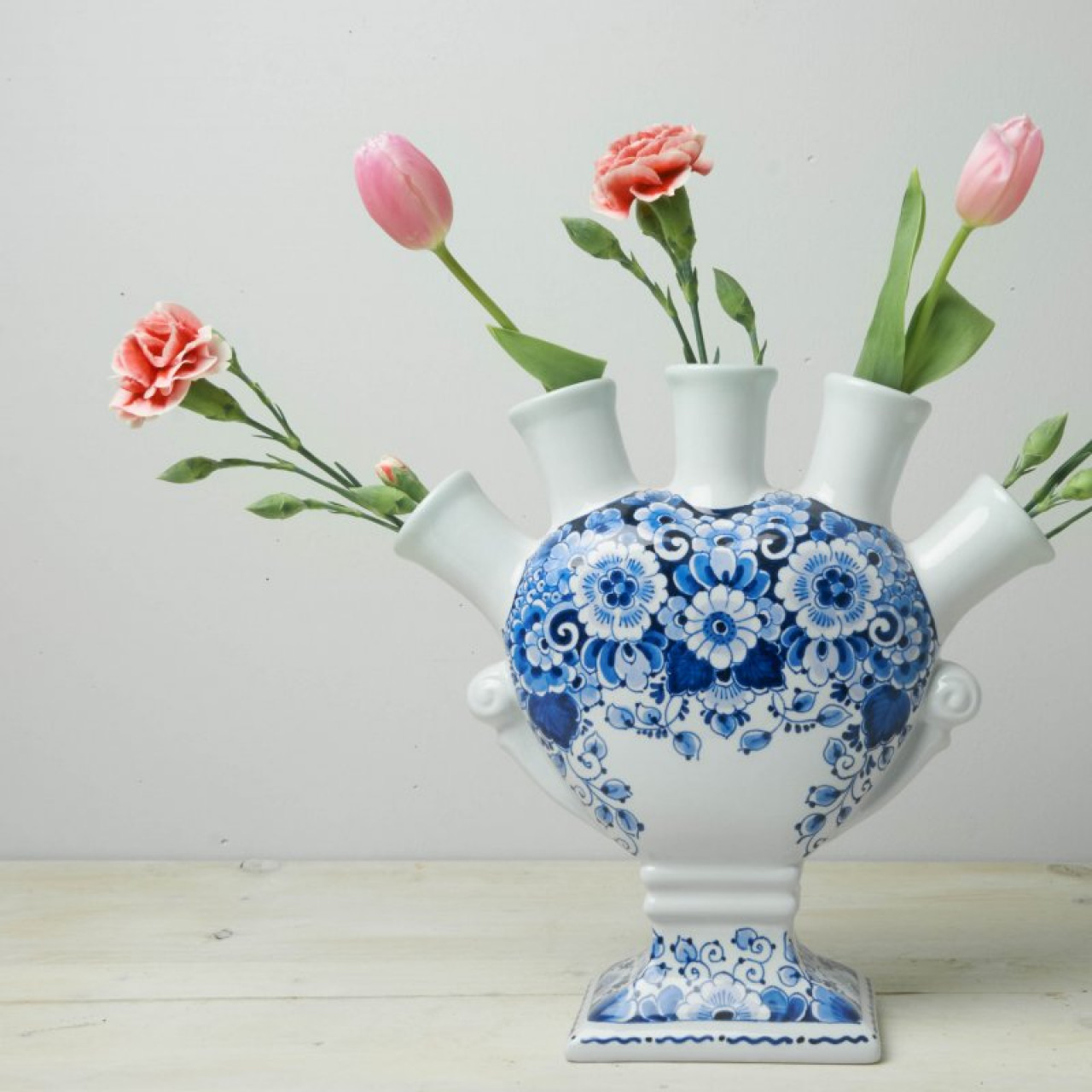 Buy Tulip vase flat floral motif » Heinen Delfts Blauw