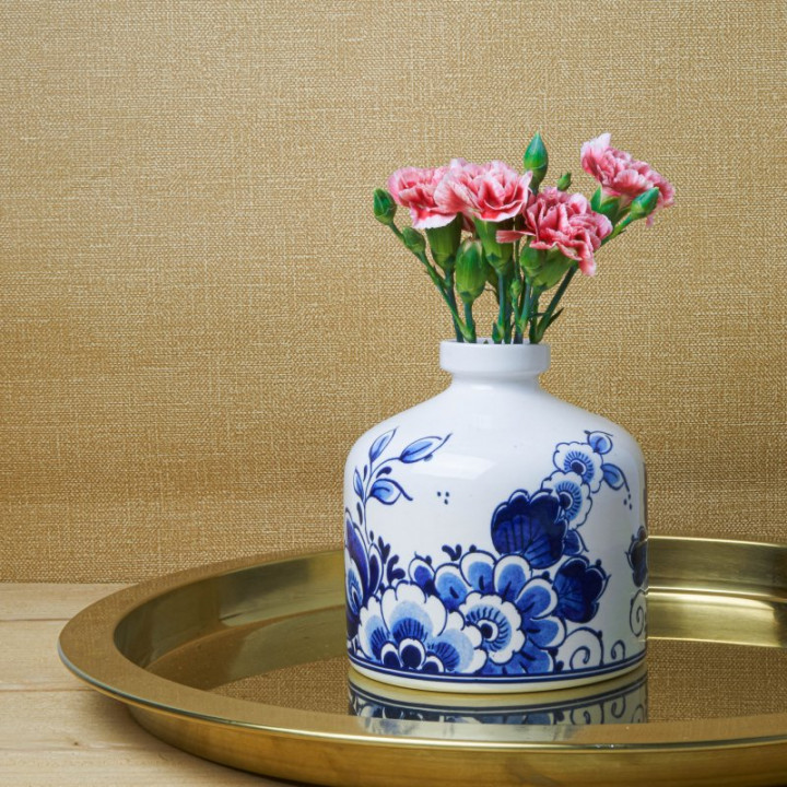 Delfts blauwe vaas rond bloem met verse bloemen Heinen Delfts Blauw