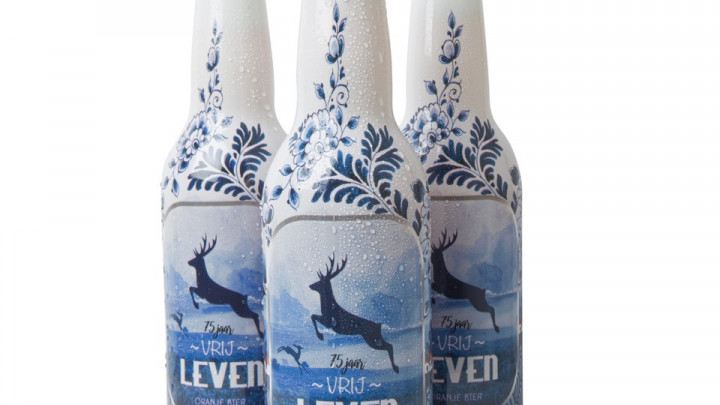 Vrij leven Hert bier met delfts blauw etiket van Heinen Delfts Blauw